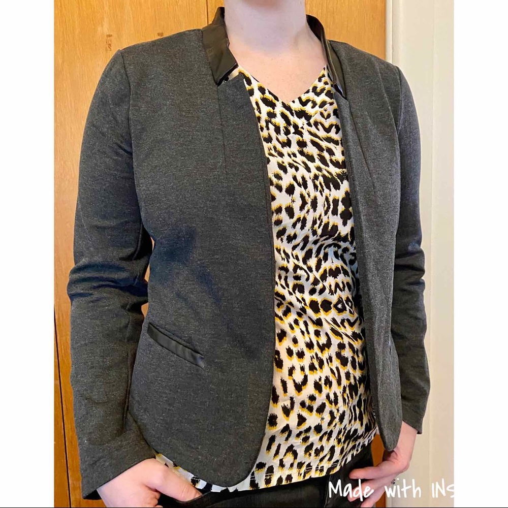 Structured jacket